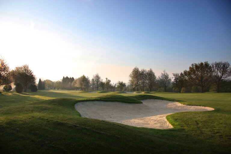KINGSWOOD LOOK TO THE FUTURE - Golf News
