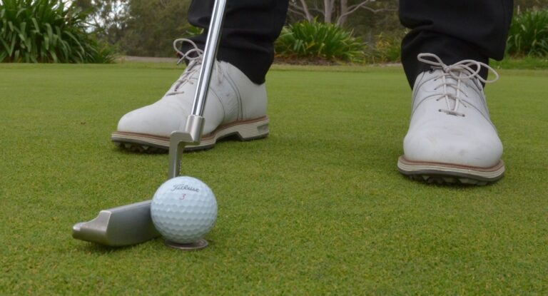 Video Lesson: Make putts with money
